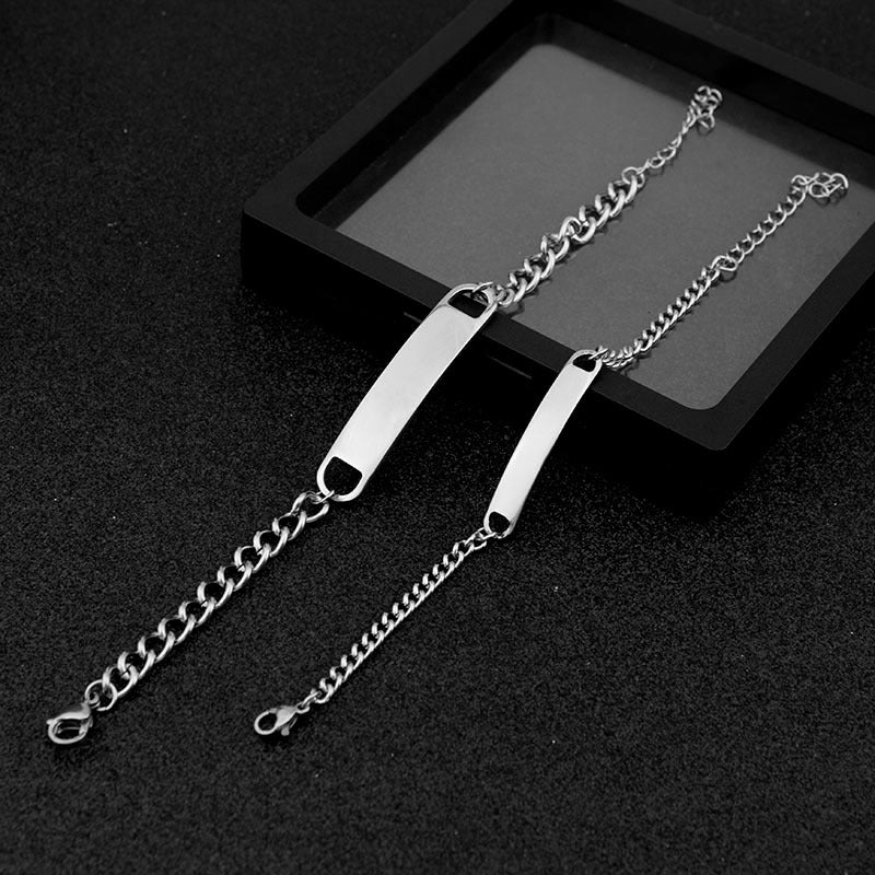 Classic curved piece bracelet