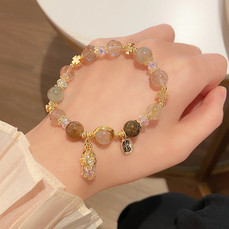 A new style of yellow crystal PI Xiu bracelet that brings wealth and good fortune