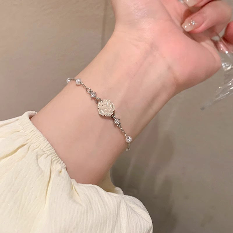 Light luxury zircon bracelet