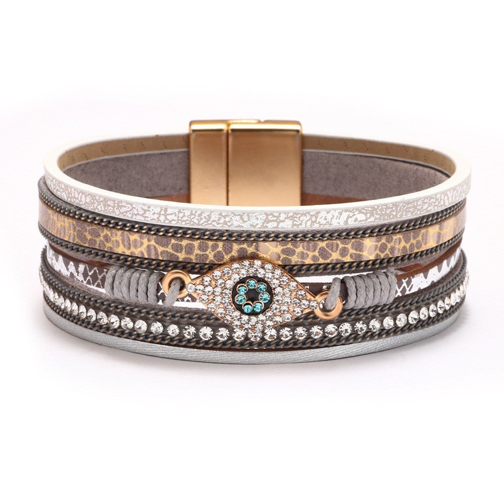 Cross bracelet with slightly set diamond magnetic clasp