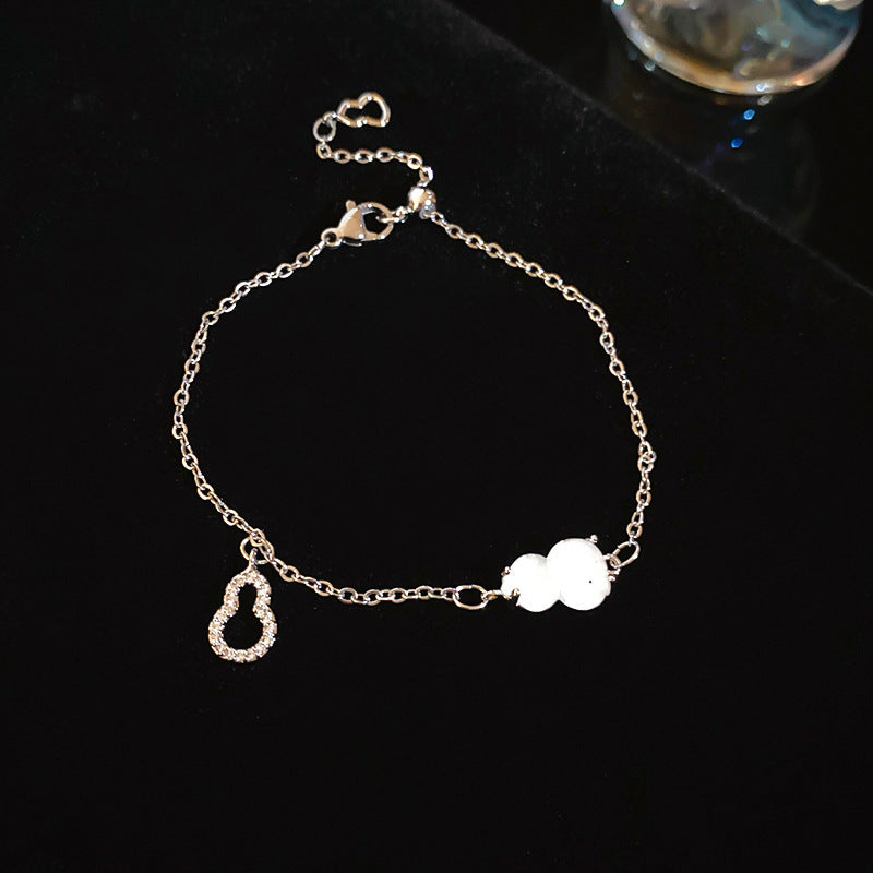Zircon flower bracelet