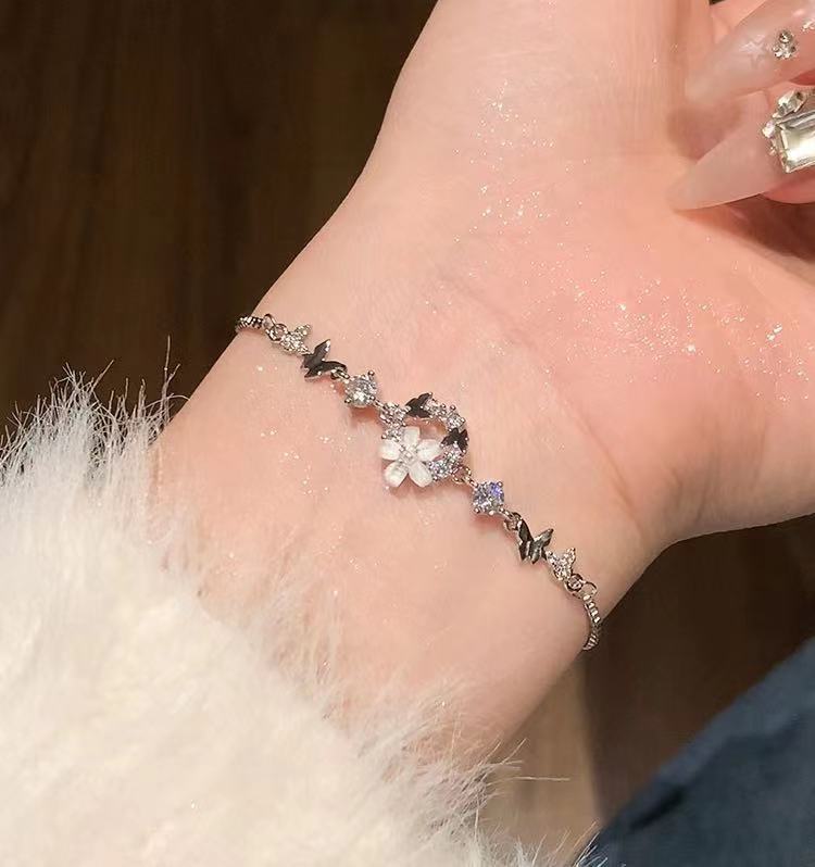 Light luxury zircon bracelet