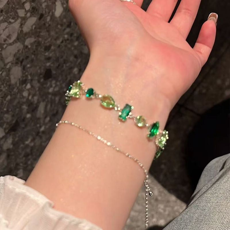 Green candy sparkling diamond bracelet
