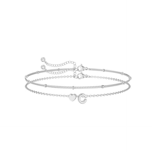 A 26-letter heart-shaped bracelet