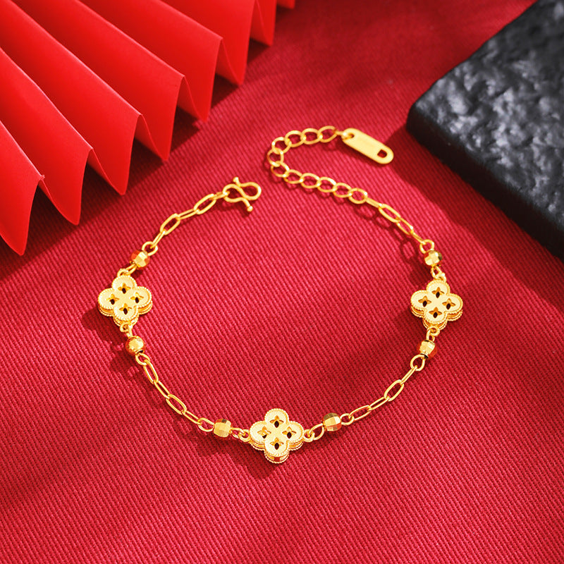 A sand-gold bracelet with a few taels of broken silver and bamboo joints
