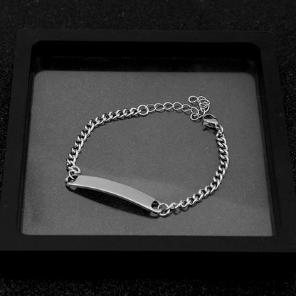 Classic curved piece bracelet