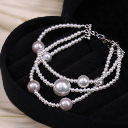 A retro, simple and versatile French pearl exquisite bracelet