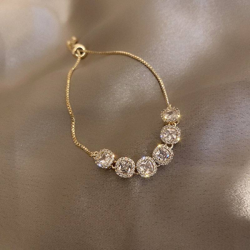 Bright diamond adjustable bracelet