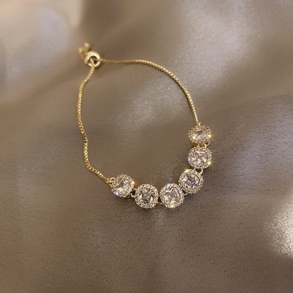 Bright diamond adjustable bracelet