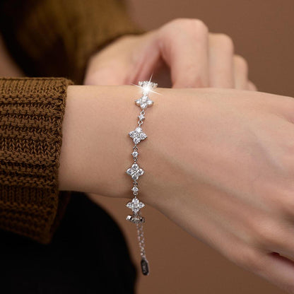 S925 sterling silver Moissanite four-leaf clover bracelet