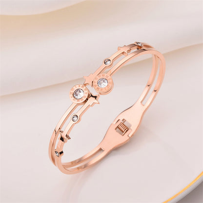 Titanium steel bracelet, a fashionable and simple bracelet for women