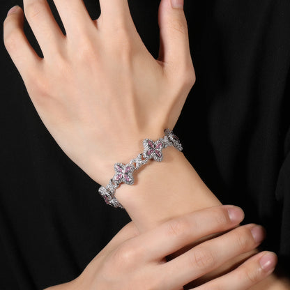 Four-leaf clover bracelet in zircon colors