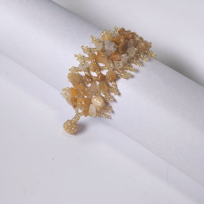 Handmade crushed stone beaded Bohemian hollowed-out rice bead crushed stone bracelet