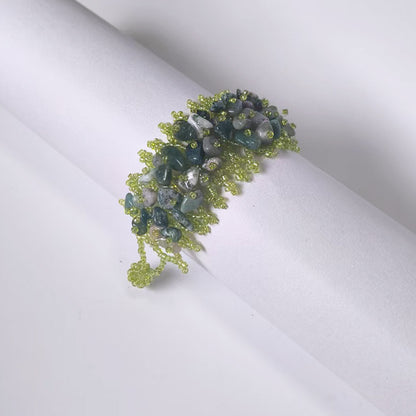 Handmade crushed stone beaded Bohemian hollowed-out rice bead crushed stone bracelet