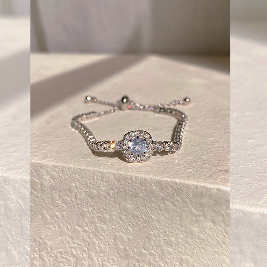 Light luxury zircon bracelet