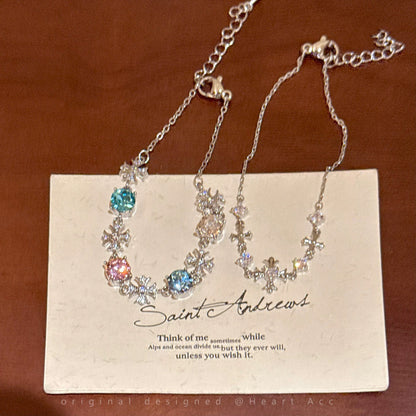 Cold and elegant silver cross bracelet