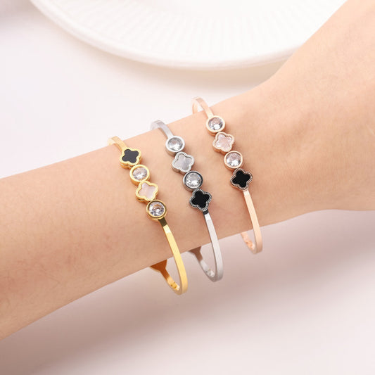 Titanium steel bracelet, a fashionable and simple bracelet for women