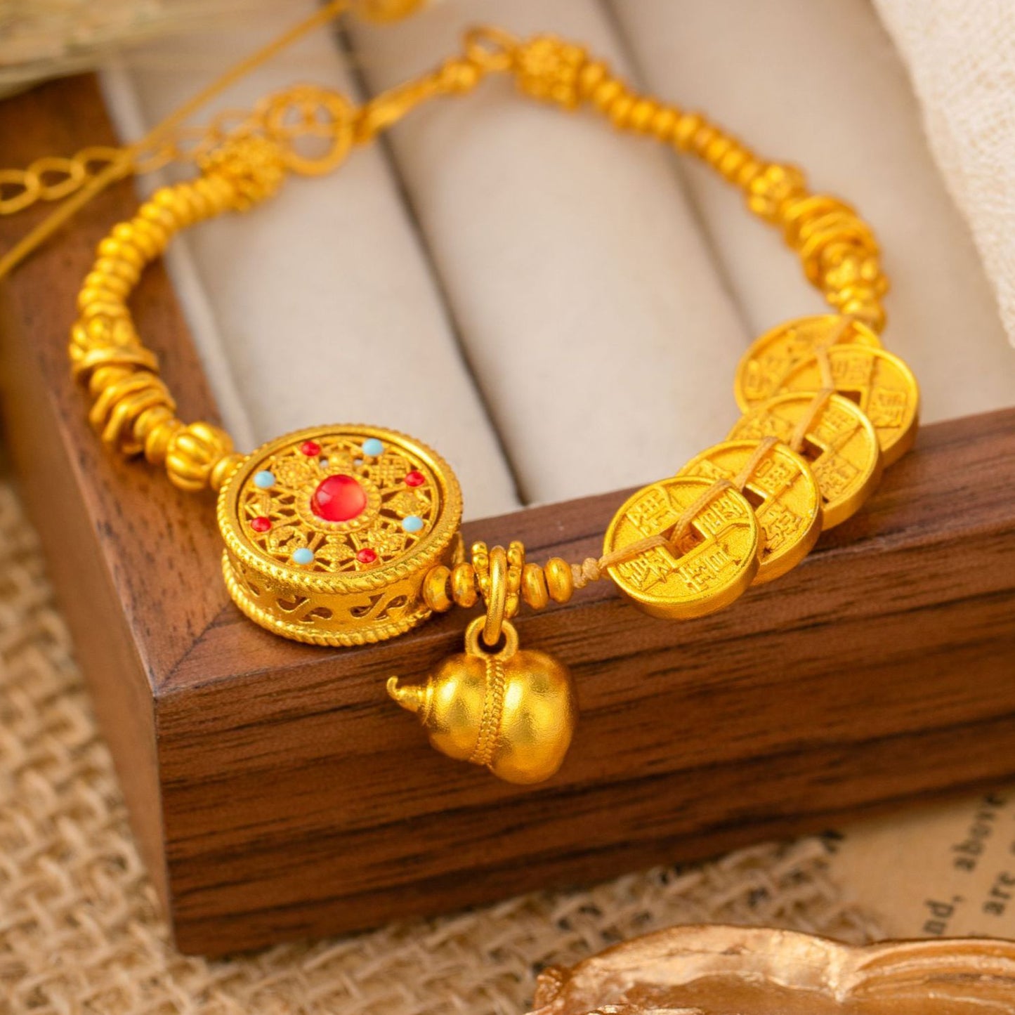Ancient-style sand gold oil drip red and blue compass Five Emperors coin compass gourd bracelet